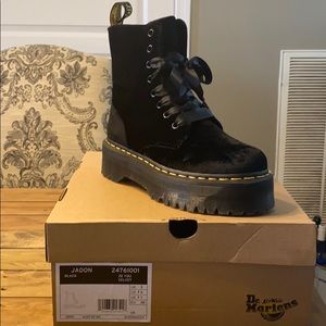 Dr Martens Jadon Velvet Boots